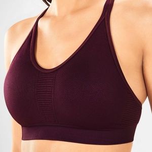 Fabletics Amethyst Seamless Sports Bra (Burgundy)
